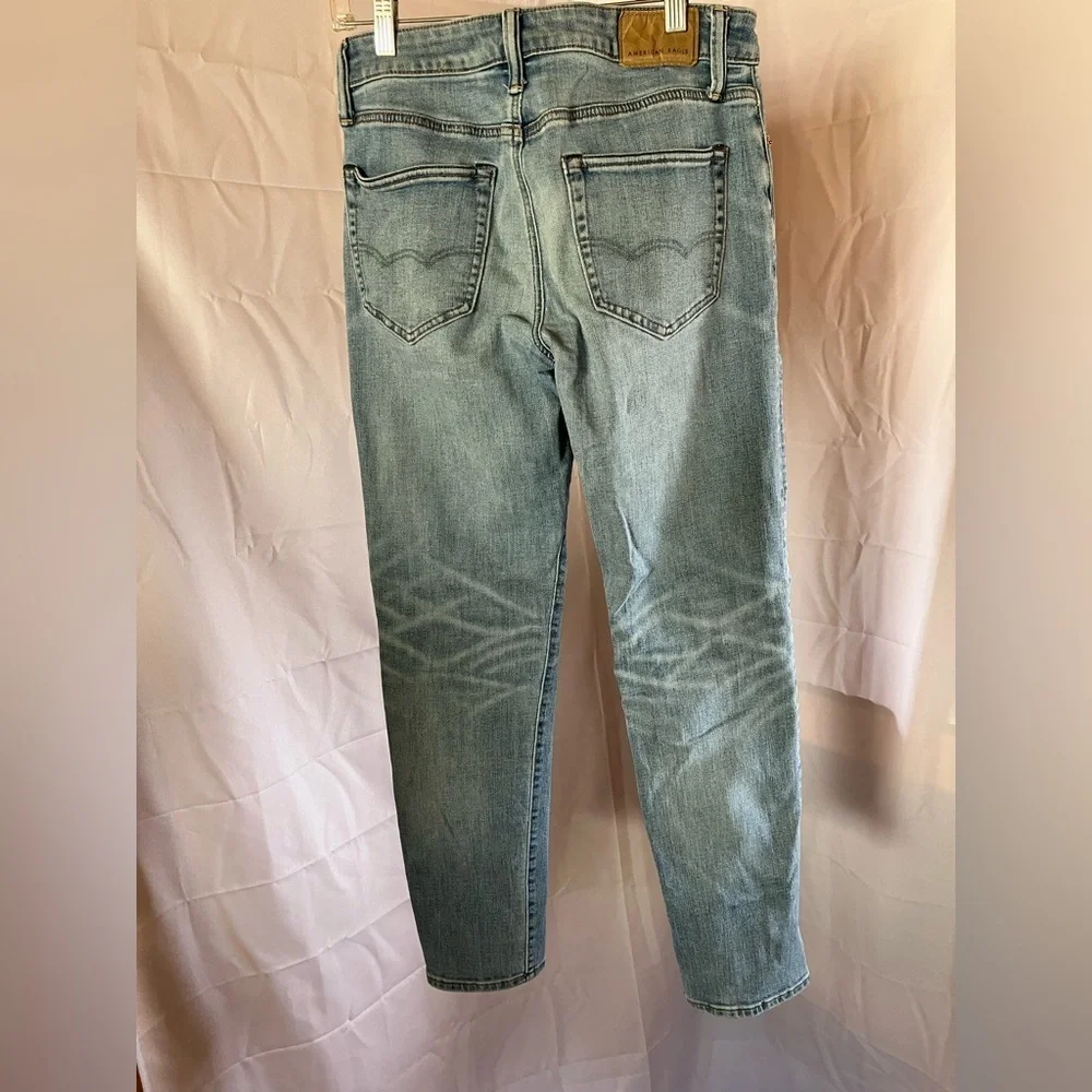 American Eagle Outfitters Light Blue Denim Jeans